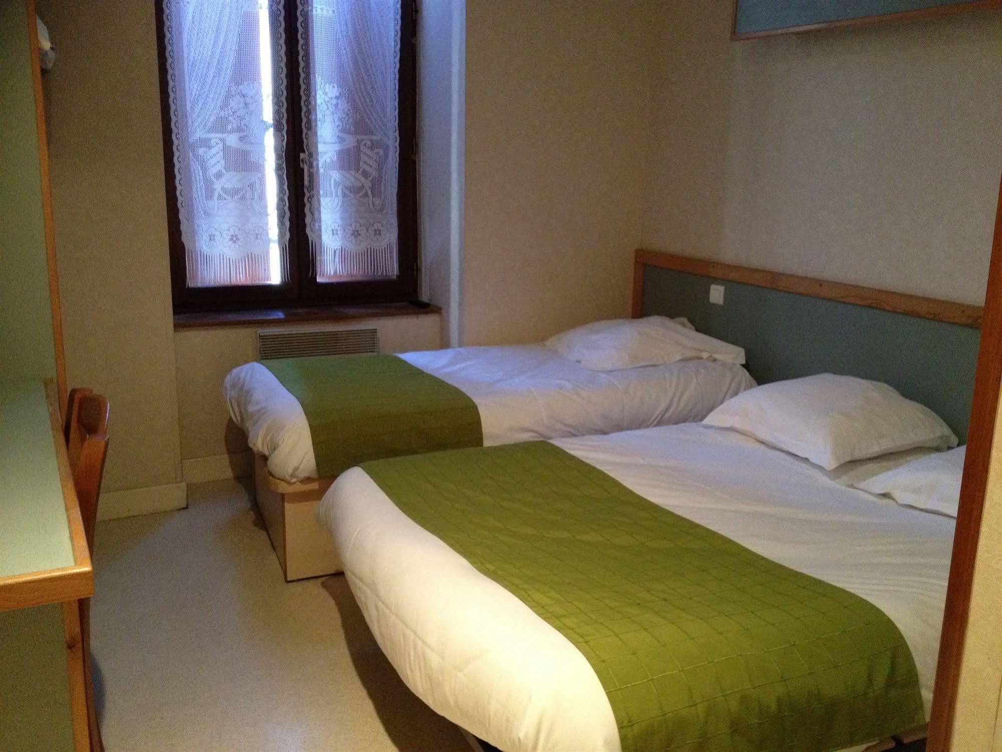 Hotel De La Gare Sévérac-le-Château エクステリア 写真